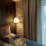 La Et Le Du Chateau Du Golf De Bernalmont فندق مبيت وإفطار