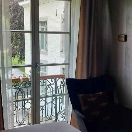 La Et Le Du Chateau Du Golf De Bernalmont *