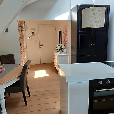 La Et Le Du Chateau Du Golf De Bernalmont 列日