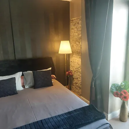 住宿加早餐酒店 La Chambre Du Chateau Du Golf De Bernalmont